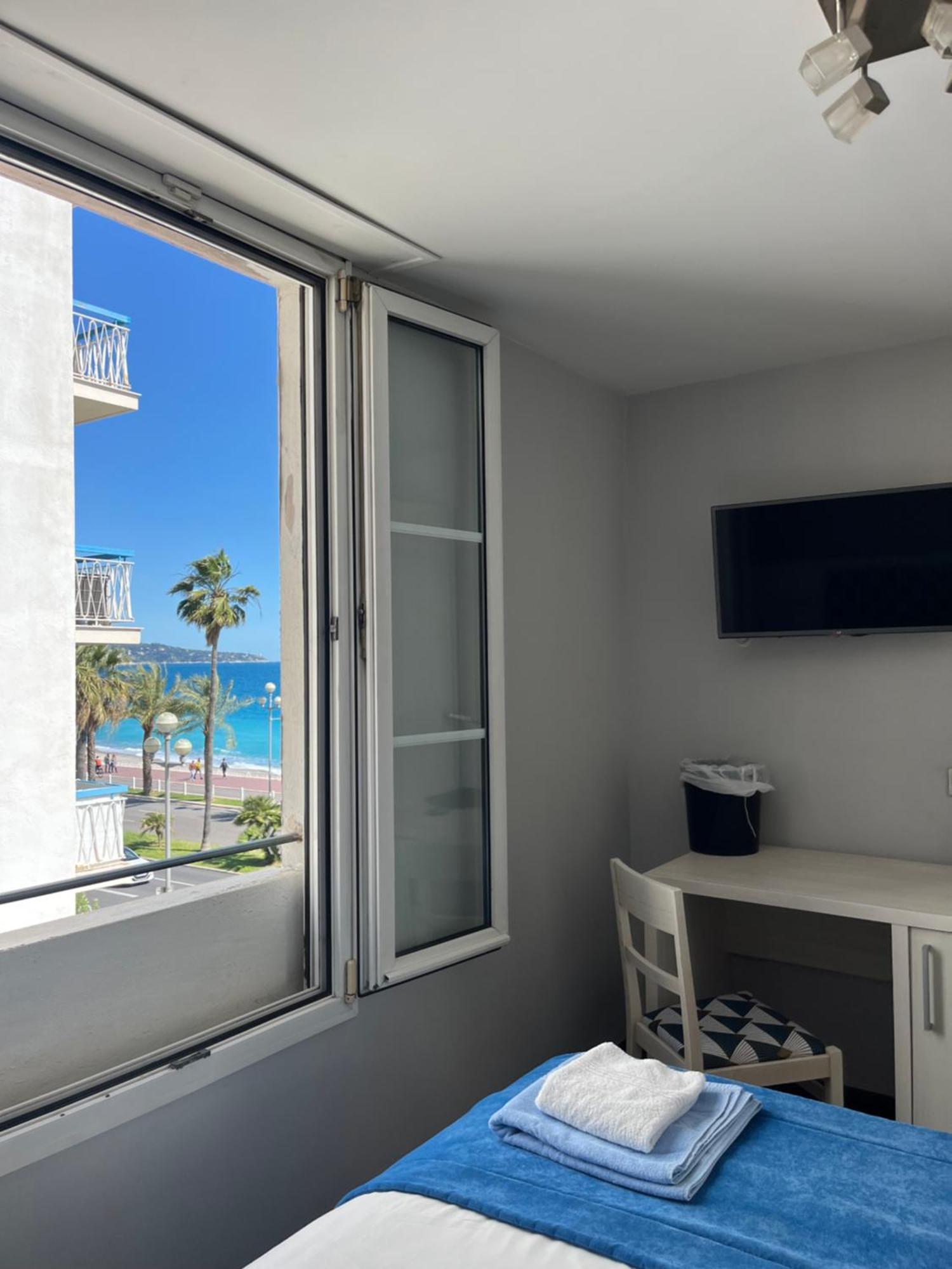 Flots D'azur Hotel 3*