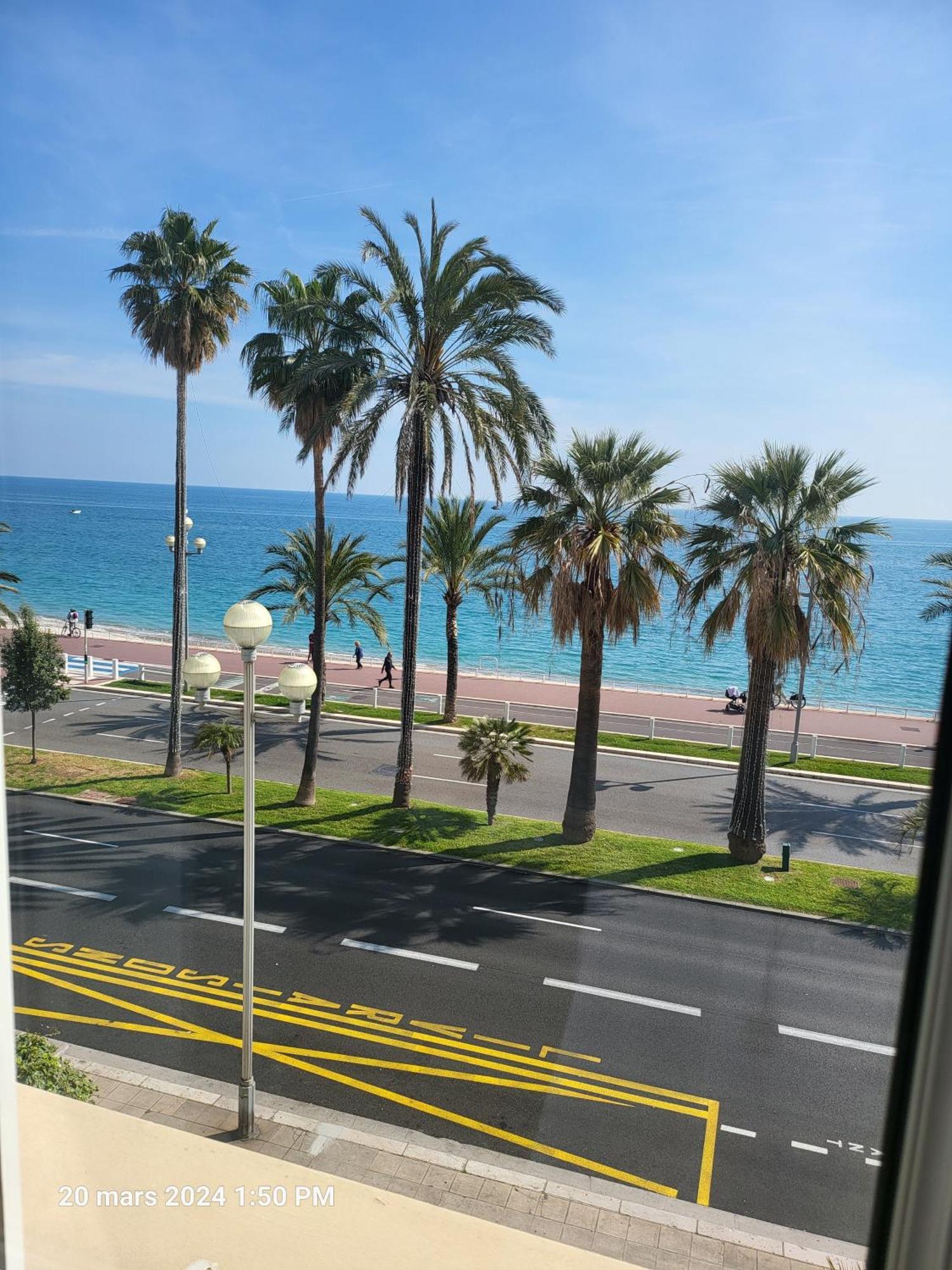 Hotel Flots D'azur Nizza