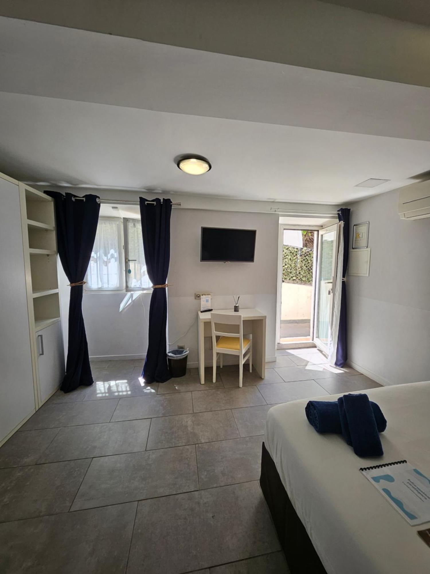 Flots D'azur Hotel 3*